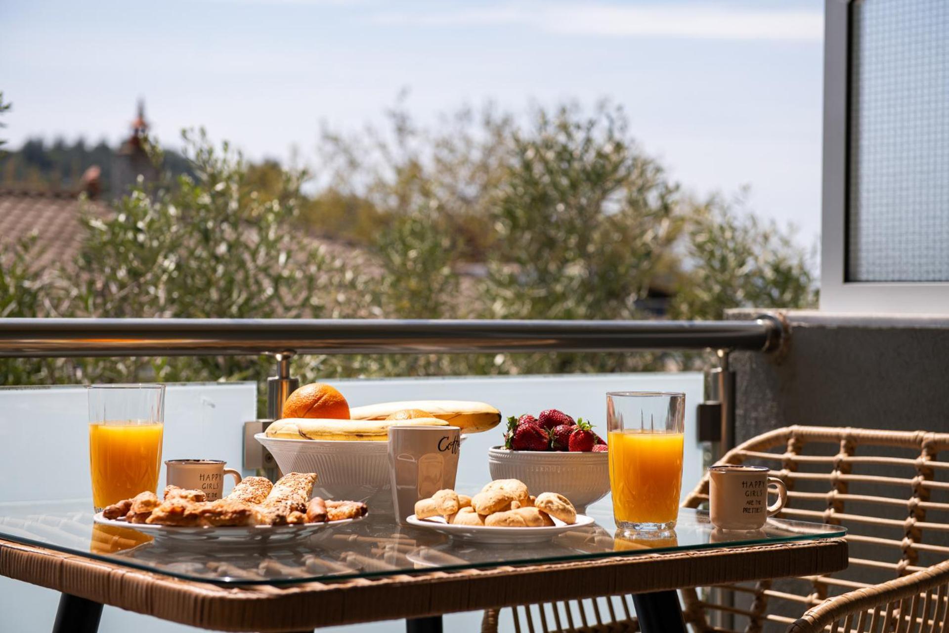 Opalium Beach Front Suites Potos Eksteriør billede